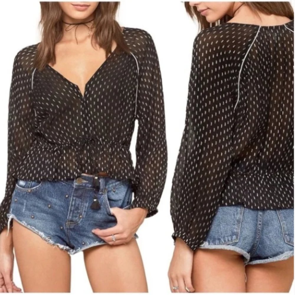 New! REVOLVE Amuse Society Vedda Tassel Woven Top Women's Size M - Picture 3 of 11